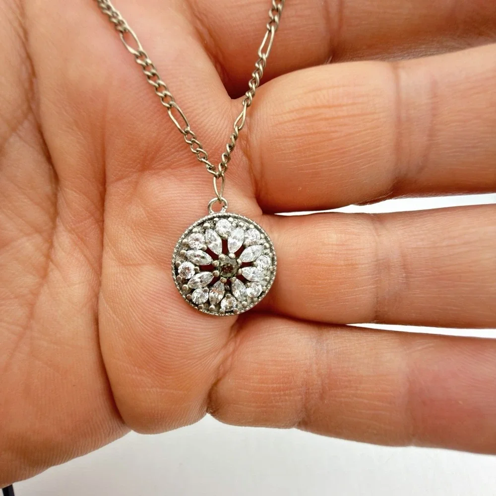 Vintage 925 Sterling Silver Pendant Necklace CZ Stones Dainty‎ Collar